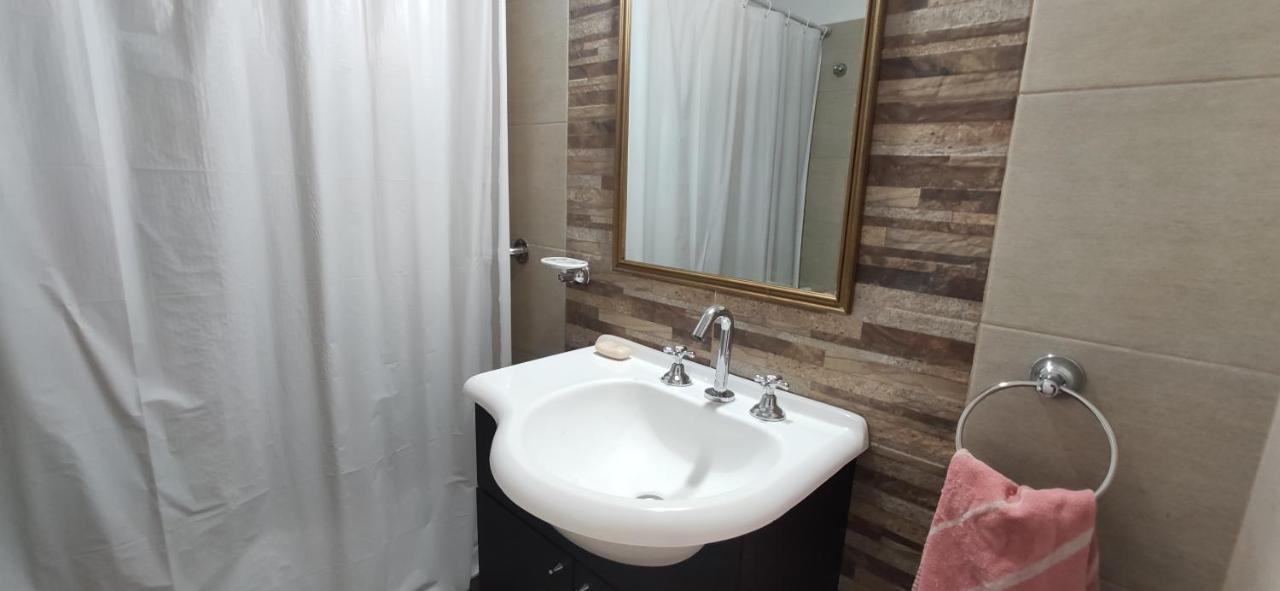 Apartment Spacious Near Obelisk Comfort And Style